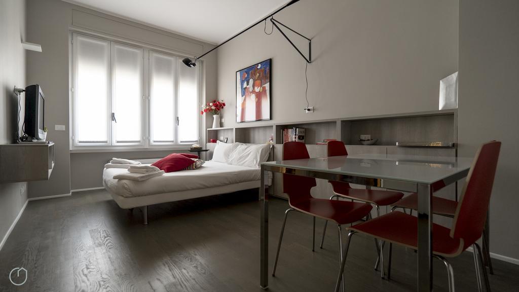 Ferienwohnung Italianway-Settembrini Mailand Zimmer foto