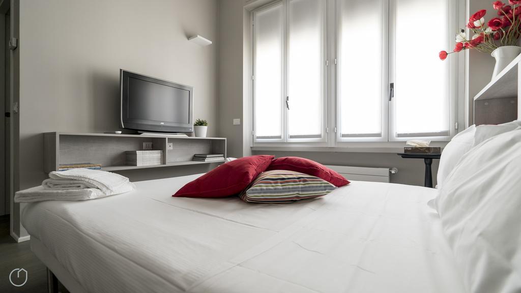 Ferienwohnung Italianway-Settembrini Mailand Zimmer foto